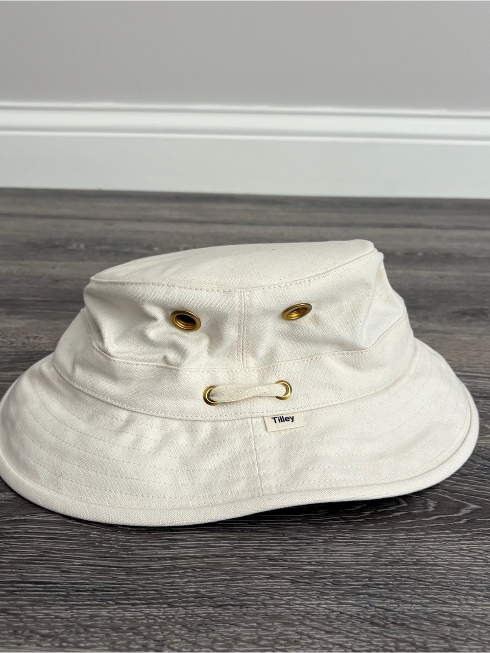 Tilley Hat The Original Bucket Hat Off White Size 7 1/4 Tilley Endurables Canada